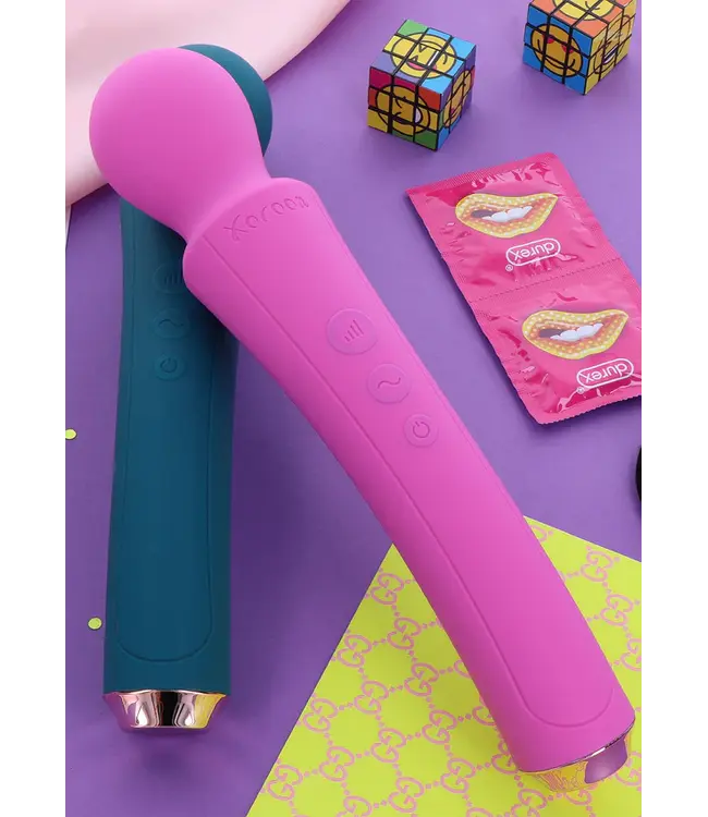 Xocoon The Curved Wand
