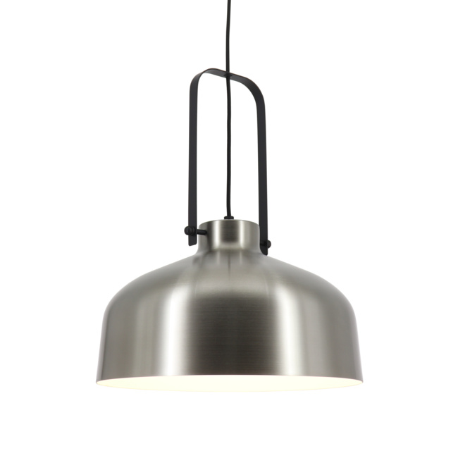 Aluminiumfarbene Pendelleuchten für klare Räume