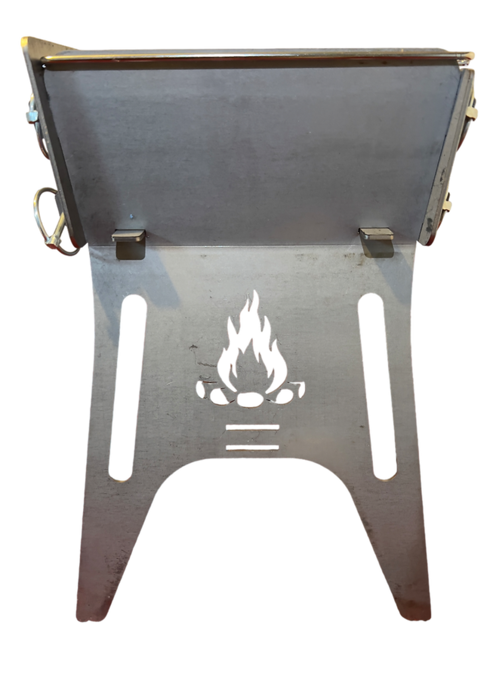 Le Baroudeur – handmade folding charcoal BBQ for camping