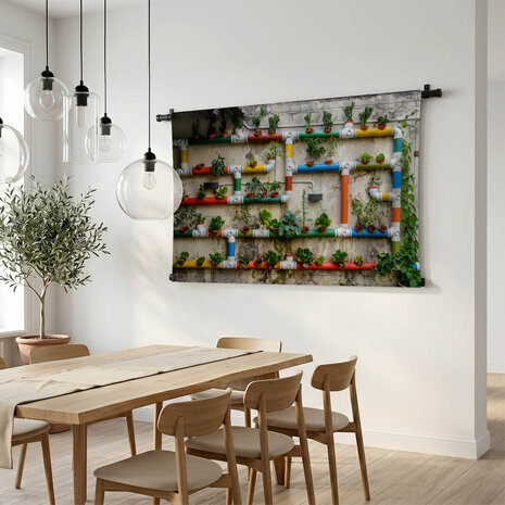 Kleurrijke buizen met planten