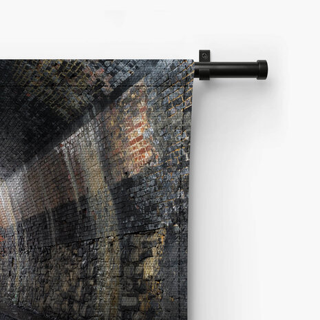 Tunnel met bijzondere stenen wand
