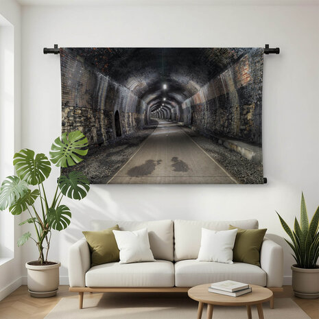 Tunnel met bijzondere stenen wand