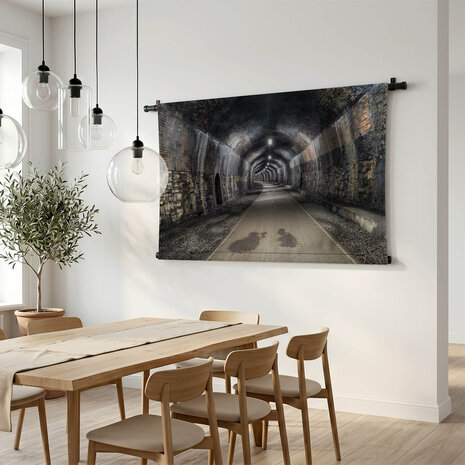 Tunnel met bijzondere stenen wand