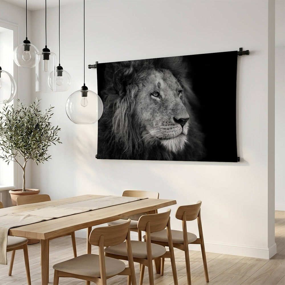 Portret van een grote leeuw in zwart-wit