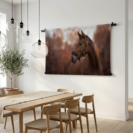 Portret van mooie merrie paard in de avond