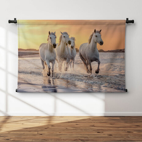 Witte paarden aan zee