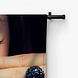 Trendy zwarte manicure en make-up