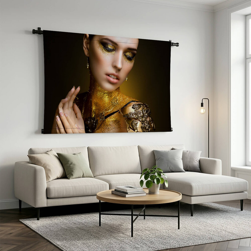 Kunstmake-up met gouden schittering