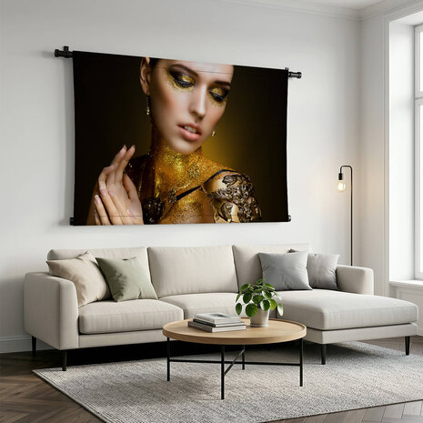 Kunstmake-up met gouden schittering
