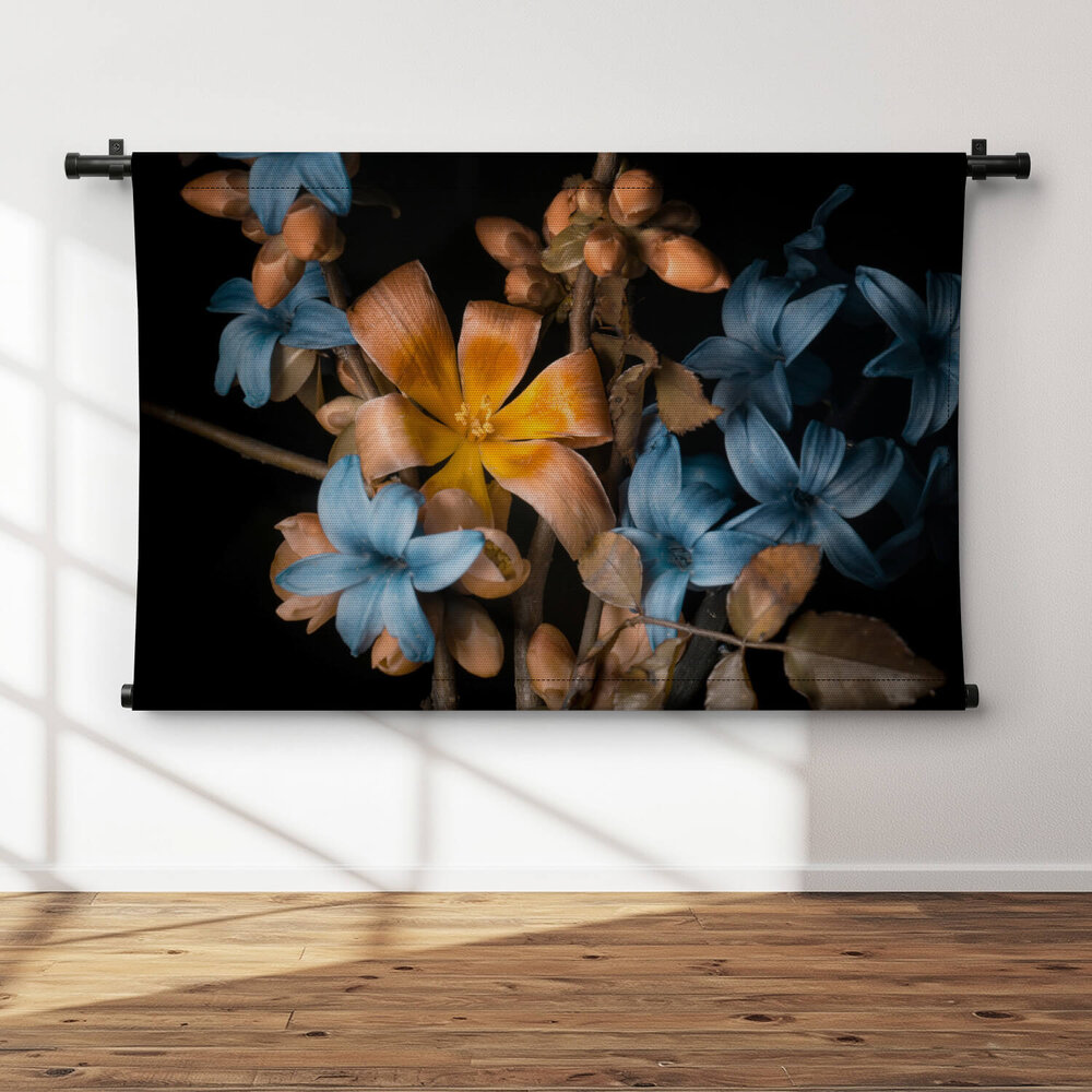 Oranje en blauwe bloemen