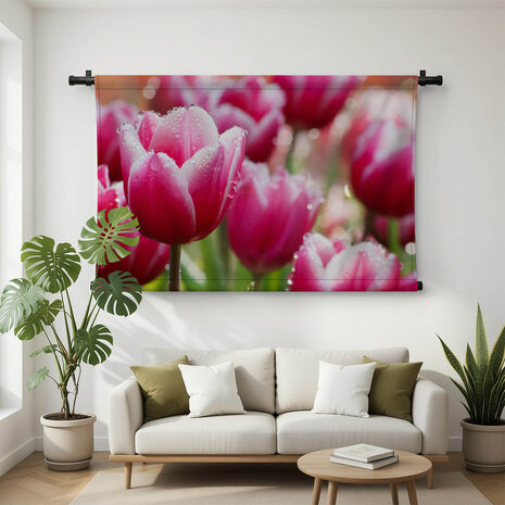 Roze tulpen in ochtenddauw