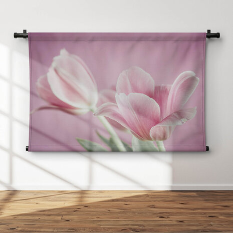 Roze tulp helemaal geopend