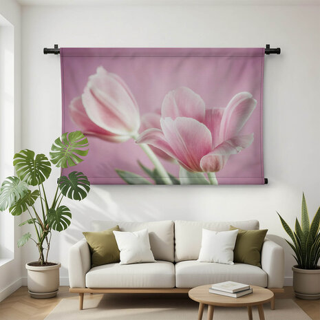 Roze tulp helemaal geopend