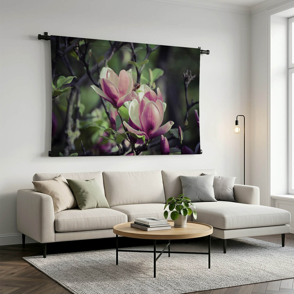 Twee ontluikende bloemen magnolia