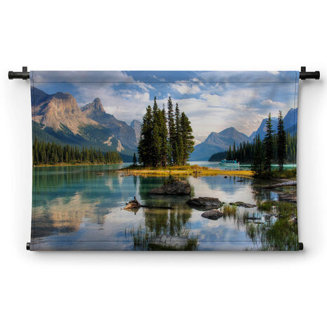 Uitzicht op bergen en Spirit Island in Jasper National Park - Canada
