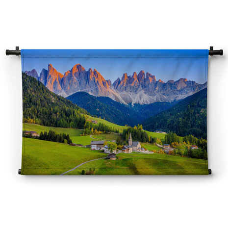 Val di Funes sprookjesachtig berglandschap in de Dolomieten