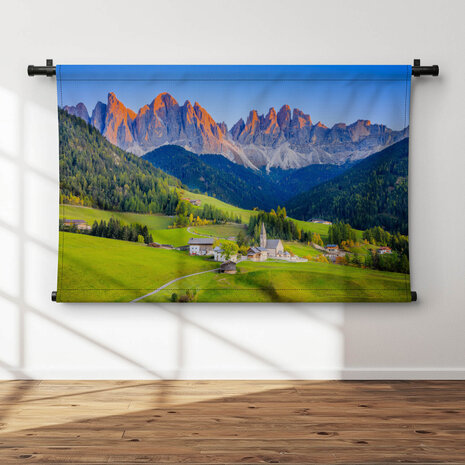 Val di Funes sprookjesachtig berglandschap in de Dolomieten
