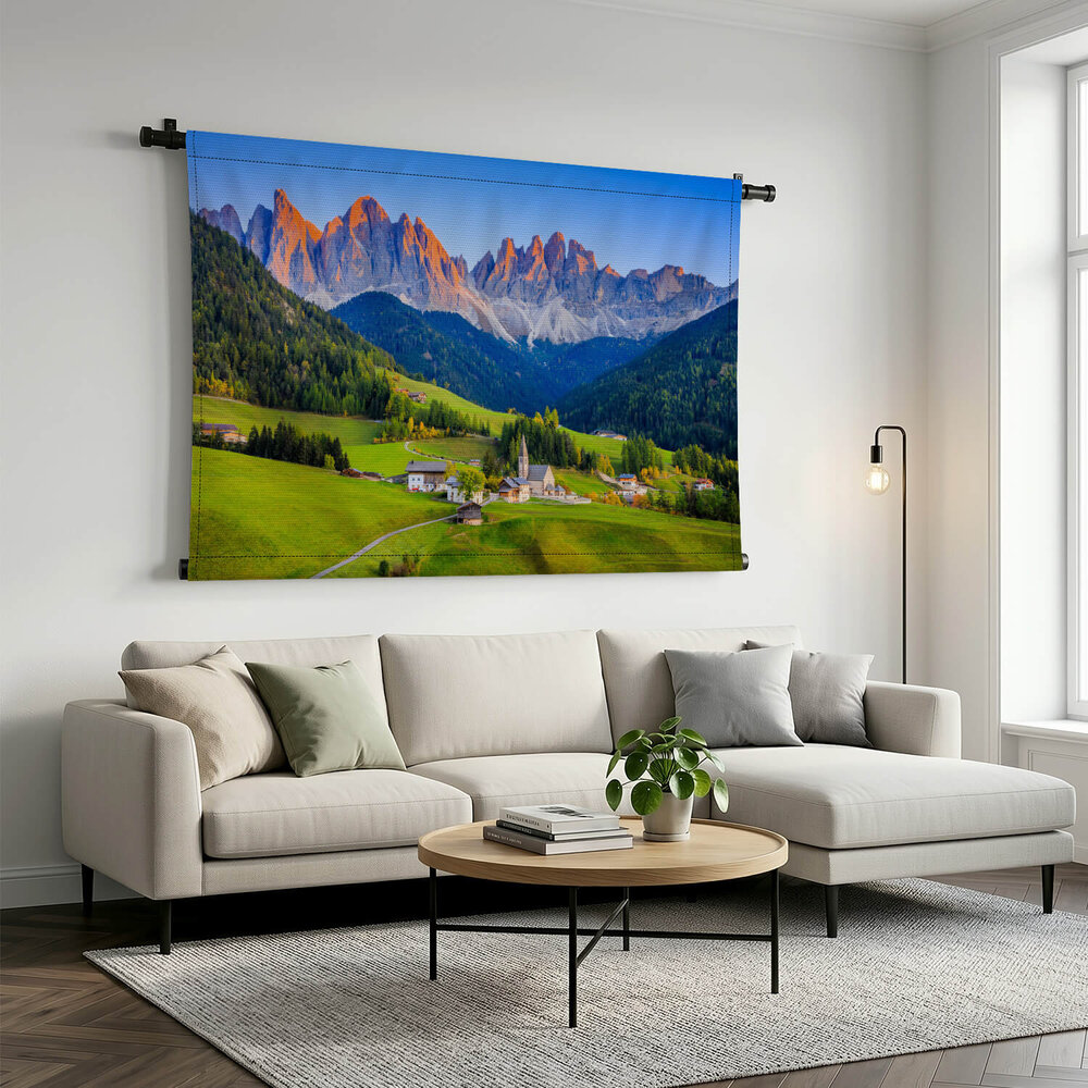 Val di Funes sprookjesachtig berglandschap in de Dolomieten