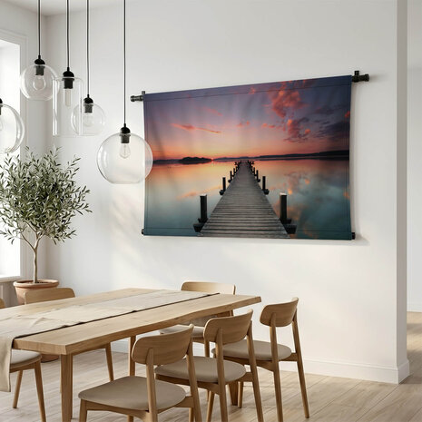 Magische zonsopgang bij de houten pier