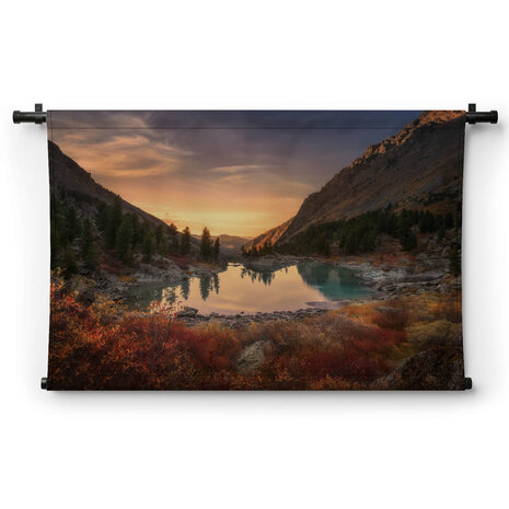 Paradijselijk meertje in herfstzon