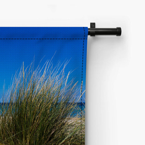 Zandduinen voor een zonnig strand