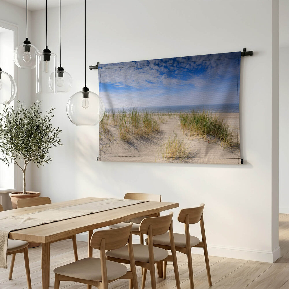 Duinen bij Kijkduin tegen frisblauwe lucht