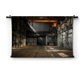 Industrieel interieur van een oud fabrieksgebouw