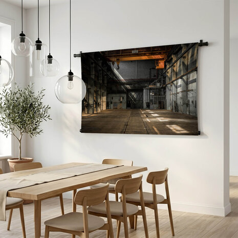 Industrieel interieur van een oud fabrieksgebouw