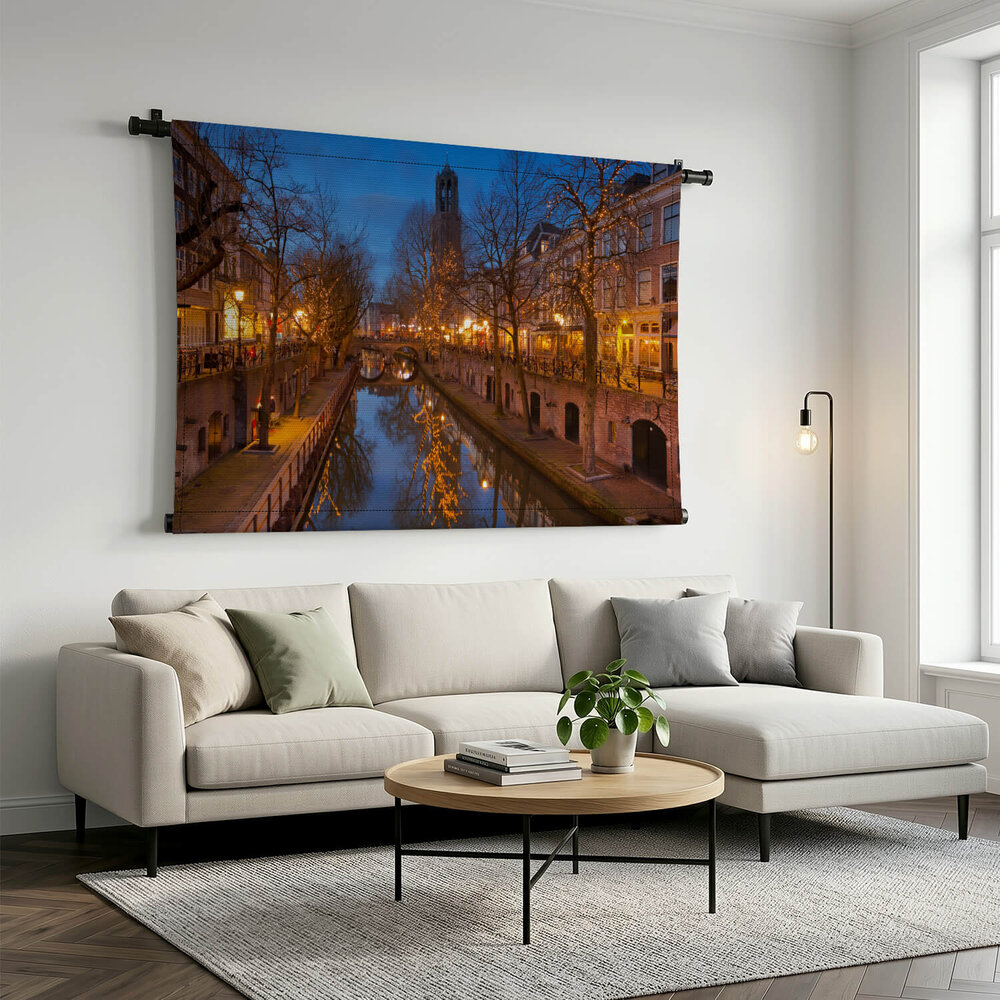 Verlichte gracht in Utrecht
