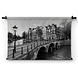 Gracht van Amsterdam in zwart-wit