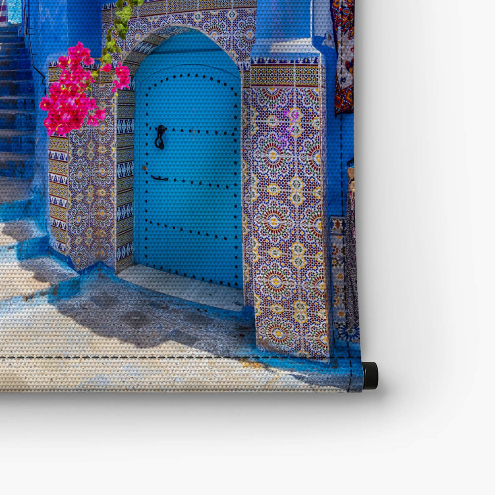 Pittoresk pleintje met blauwe huizen in Chefchaouen