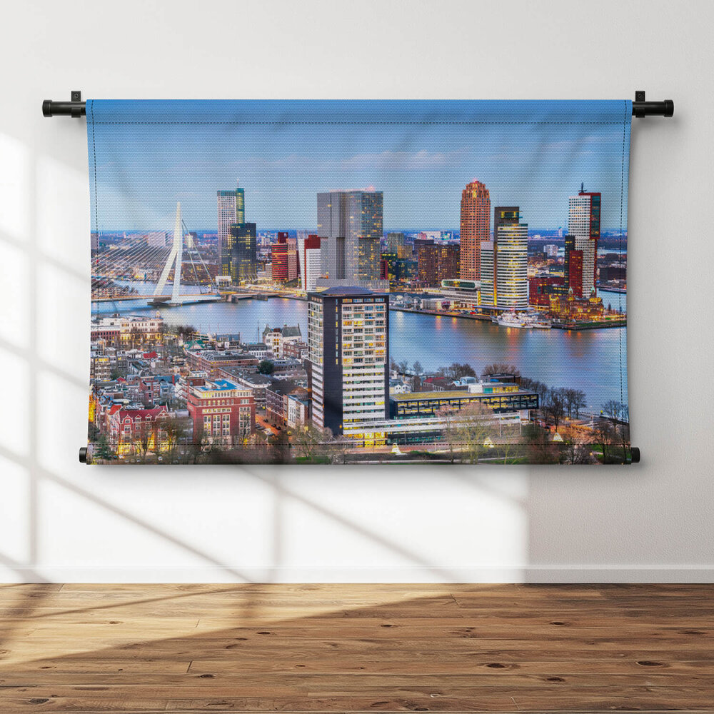 Luchtfoto van de skyline van Rotterdam