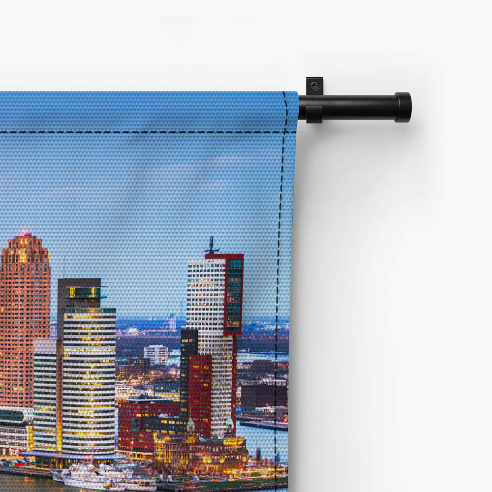 Luchtfoto van de skyline van Rotterdam