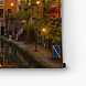 Sfeervol Utrechtse gracht in de avond