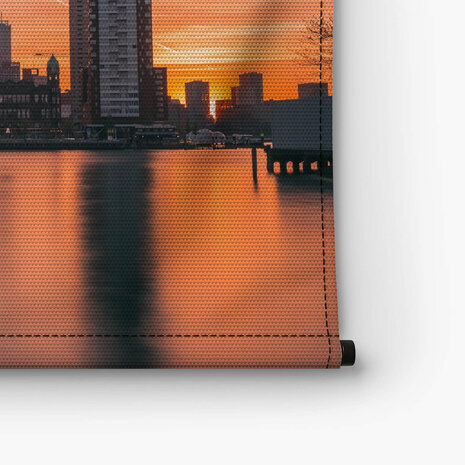 Rotterdamse skyline bij zonsopkomst
