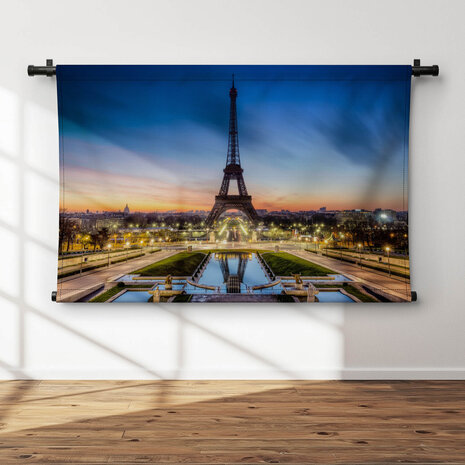 Panorama verlichte tuinen met Eiffeltoren
