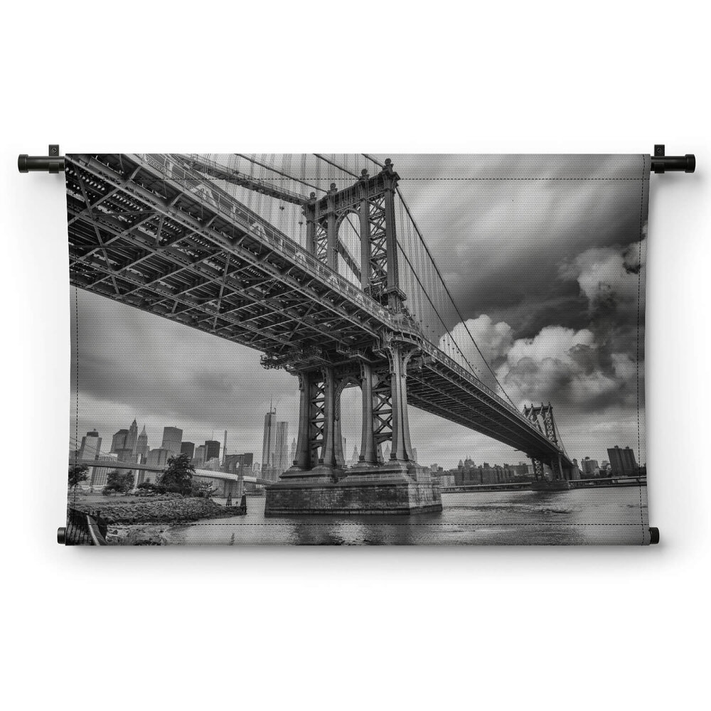 Manhattan Bridge in New York City in zwart-wit
