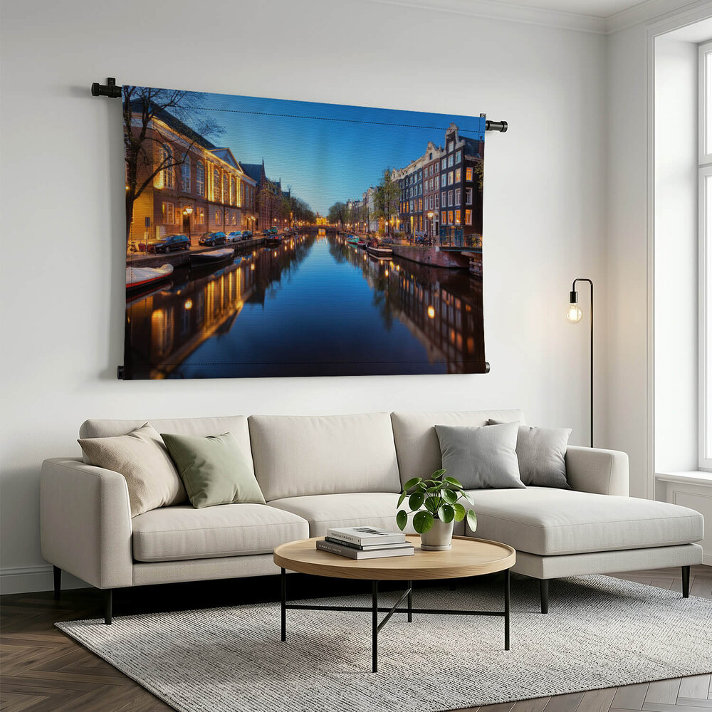 Nachtelijk stadsgezicht in Amsterdam