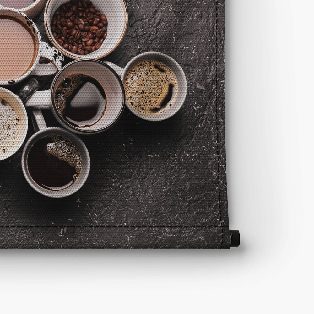 Collectie kopjes koffie van bovenaf