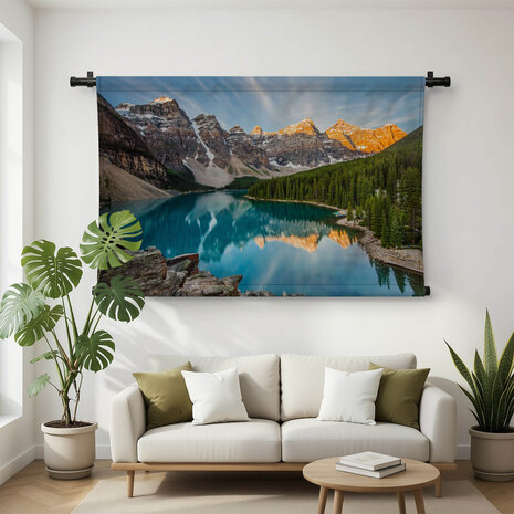 Meer van Moraine in indrukwekkend Canadees berglandschap