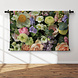 Pastelkleurige bloemen en eucalyptustakken