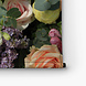 Pastelkleurige bloemen en eucalyptustakken