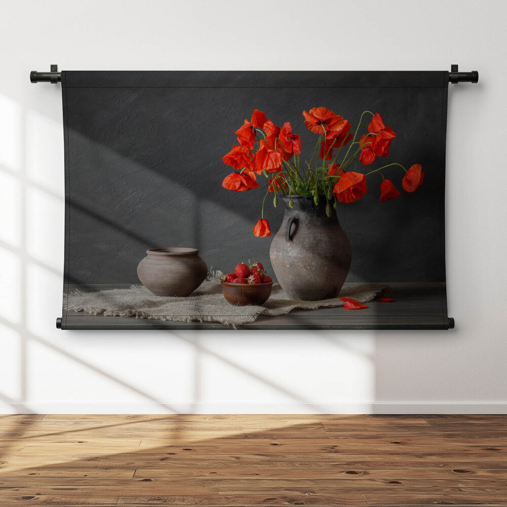 Stilleven van schalen vaas met klaprozen