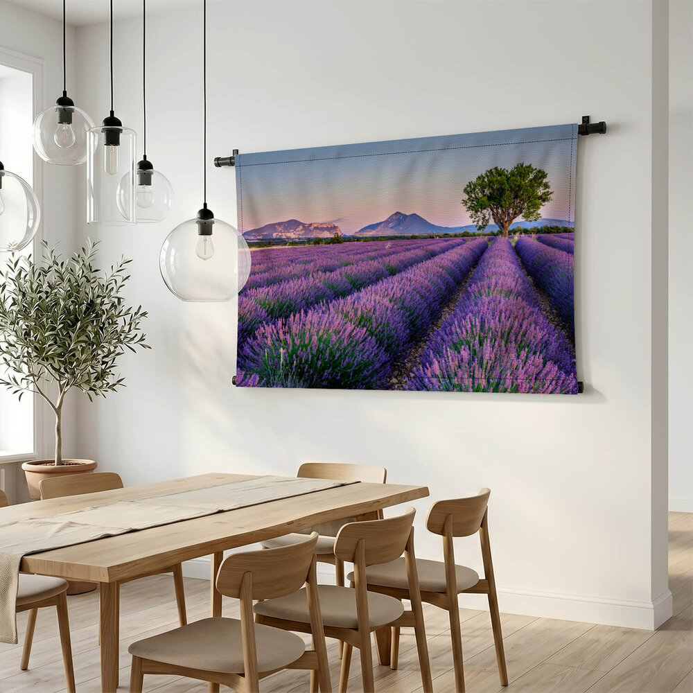 Lavendelveld met prachtig uitzicht