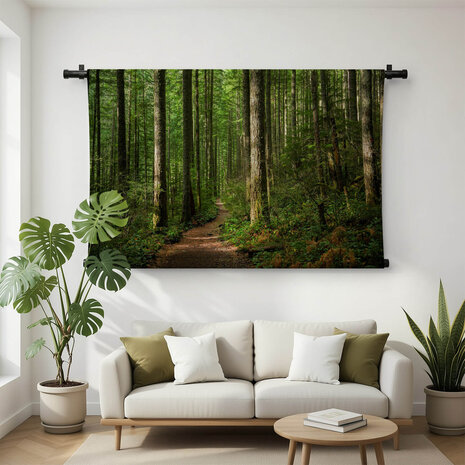Bospad tussen de bomen