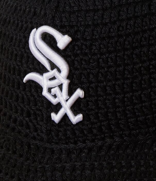 A Form Unseen White Sox Crochet - Black