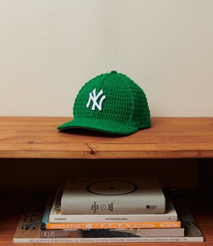 "GREEN"