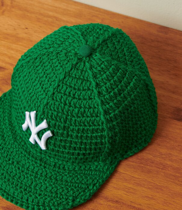 A Form Unseen Yankees Crochet - Green
