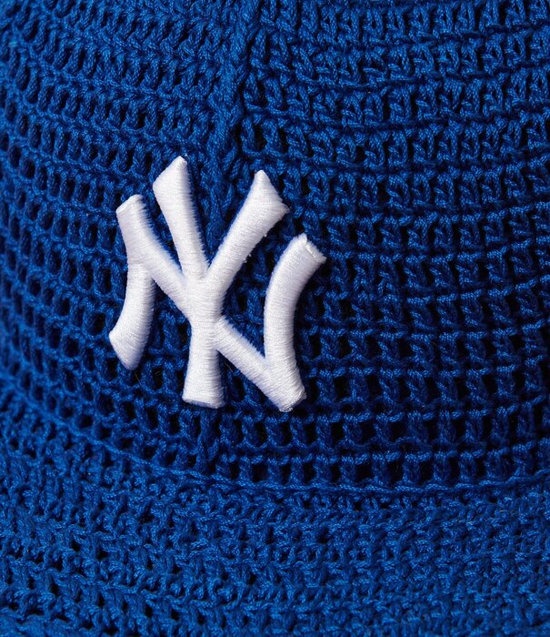 A Form Unseen Yankees Crochet - Navy
