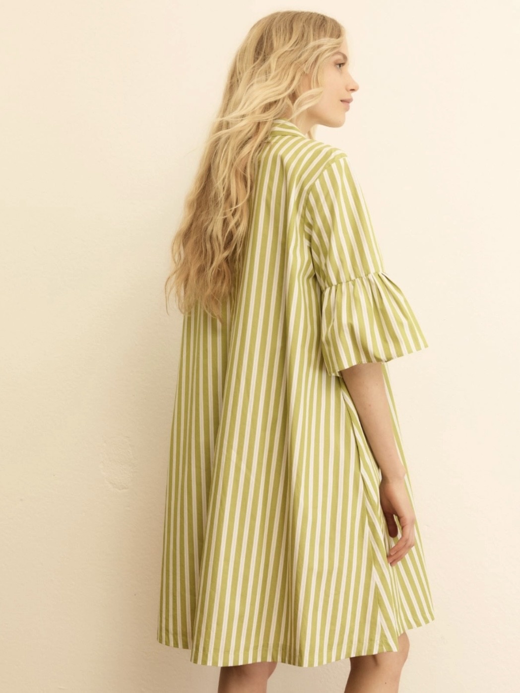 EMME MARELLE ROBE  À MANCHES VOLANTÉES